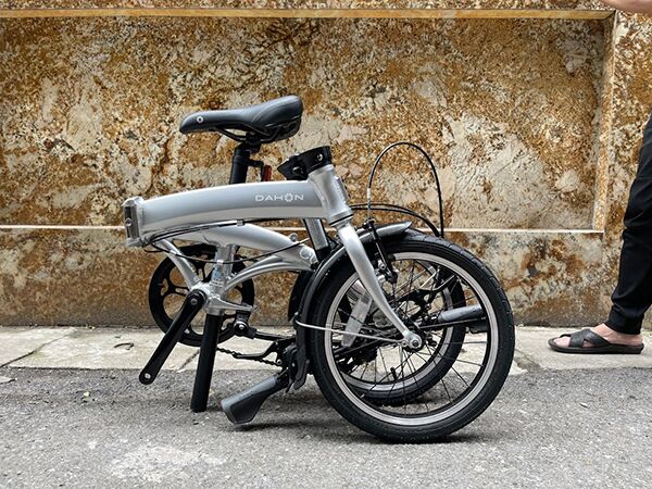 Xe đạp gấp DAHON Curve D7 16